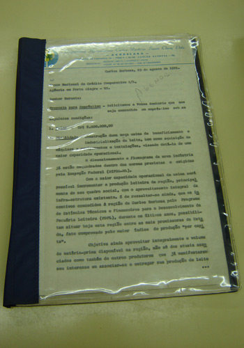 Pasta sobre a Nova Usina de Beneficiamento e Industrialização de Leite