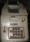 Máquina de escrever Precisa